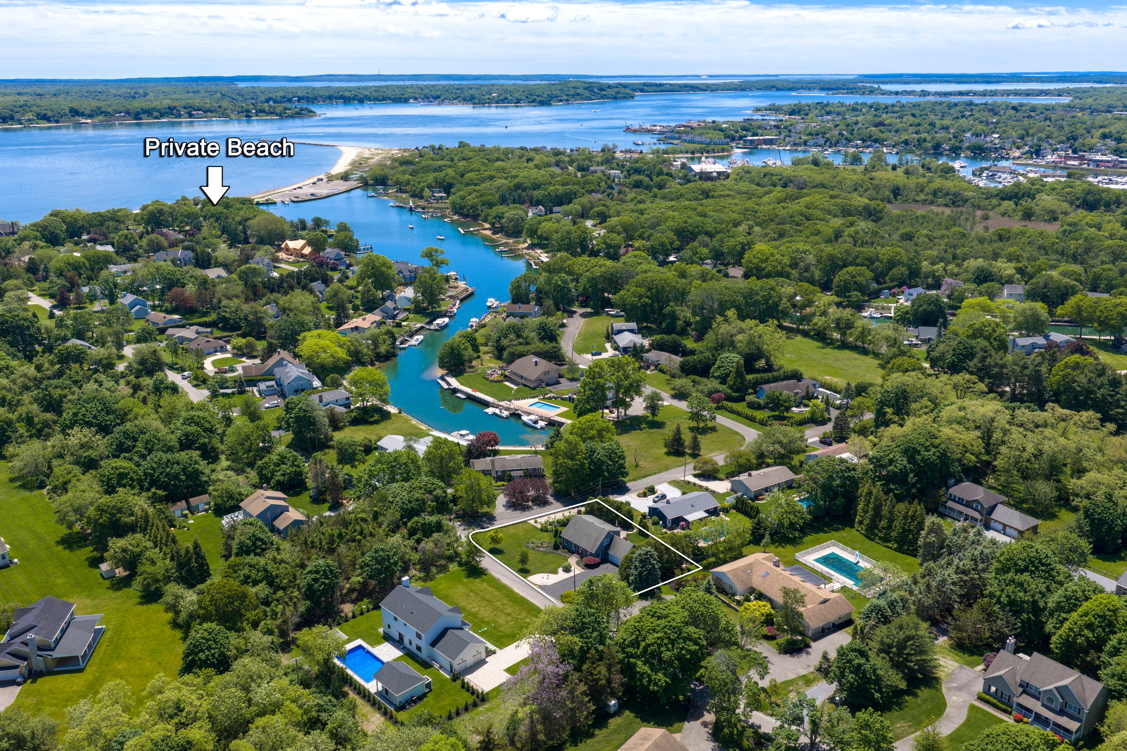 Greenport, New York, 11944, United States, 3 Bedrooms Bedrooms, ,3 BathroomsBathrooms,Residential,For Sale,2049446