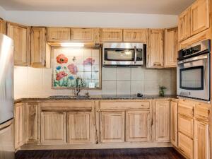 13007 Shavano Valley Rd, Montrose, Colorado, 81403, United States, 7 Bedrooms Bedrooms, ,4 BathroomsBathrooms,Residential,For Sale,13007 Shavano Valley Rd,1673126