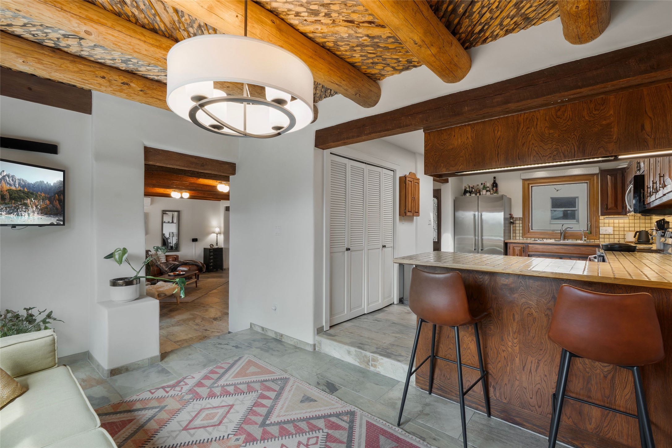  1396 Hyde Park - 物件實景