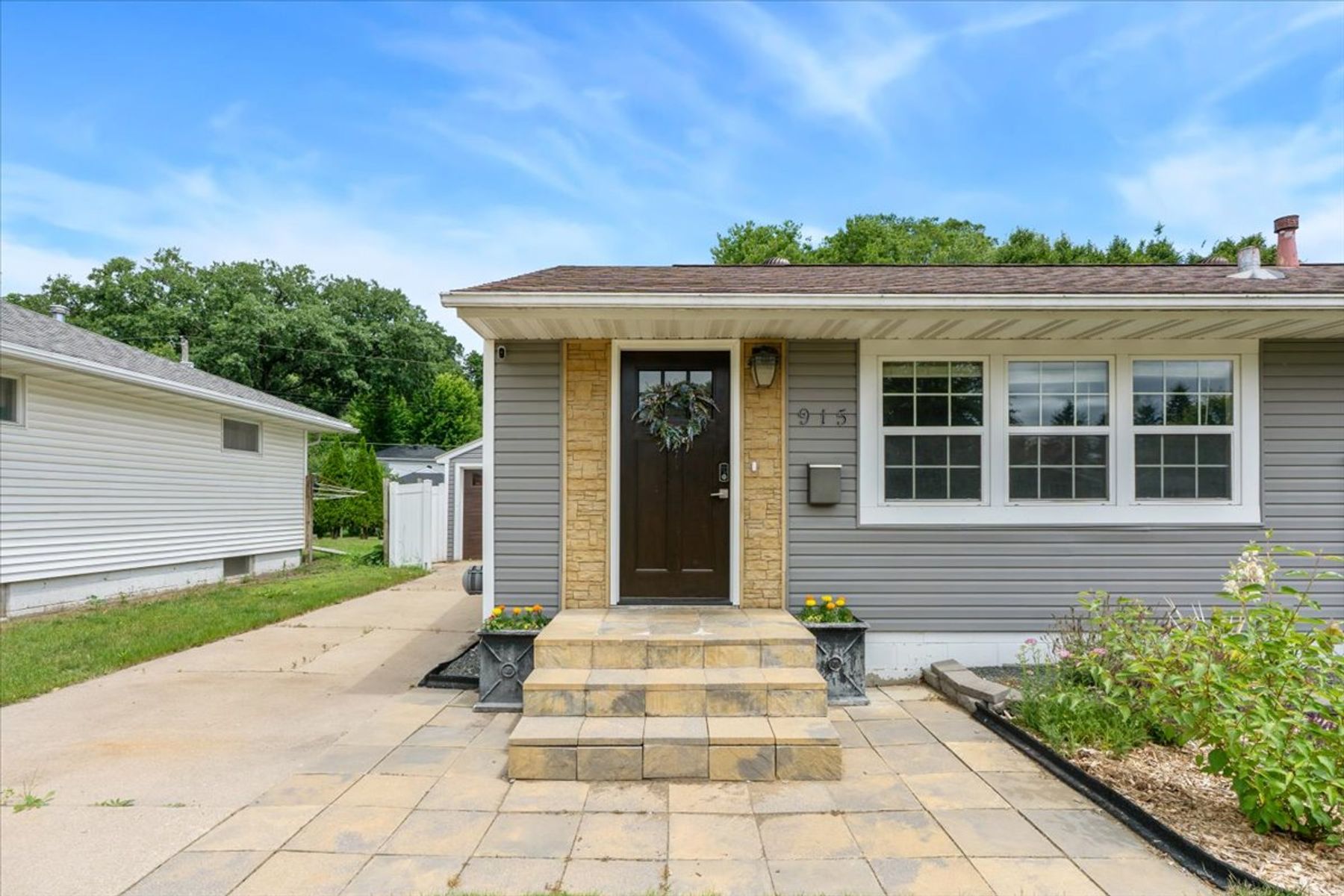  Beautifully Remodeled Rambler Near Downtown Rochester - 物件實景
