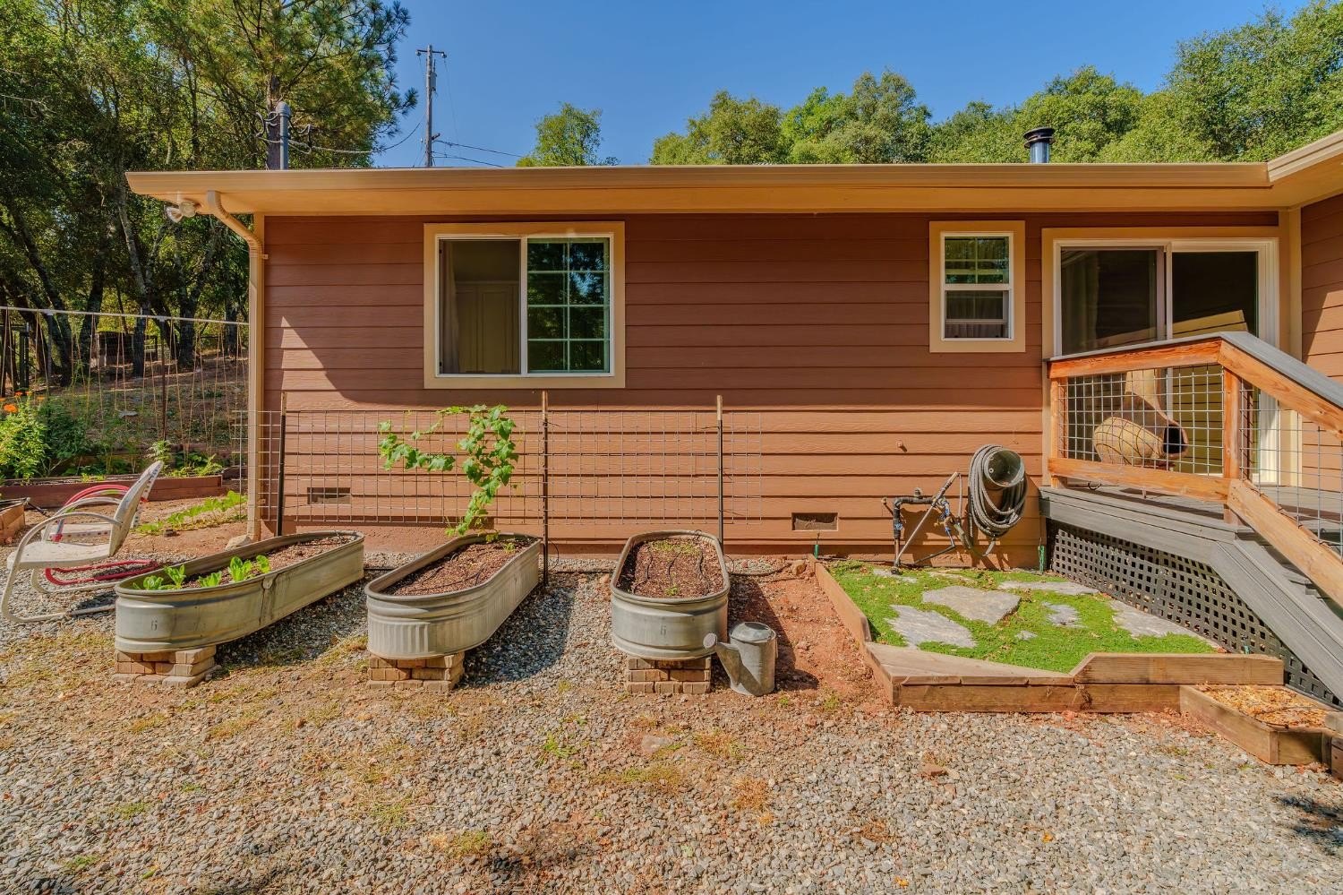 San Andreas, California, 95249, United States, 2 Bedrooms Bedrooms, ,2 BathroomsBathrooms,Residential,For Sale,1980033