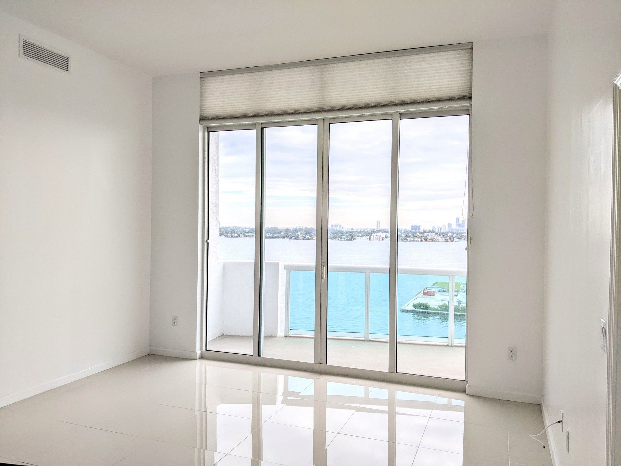  7910 Harbor Island Dr, North Bay Village, FL, 33141 - 物件實景