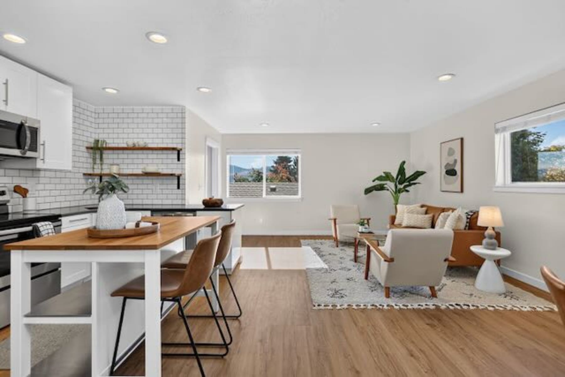  653 NE SNOHOMISH AVE White Salmon, WA 98672 - 物件實景