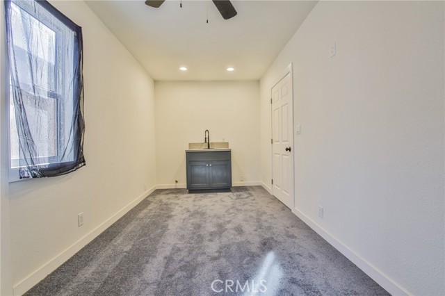 Los Angeles, California, 90059, United States, 2 Bedrooms Bedrooms, ,1 BathroomBathrooms,Residential,For Sale,2008136