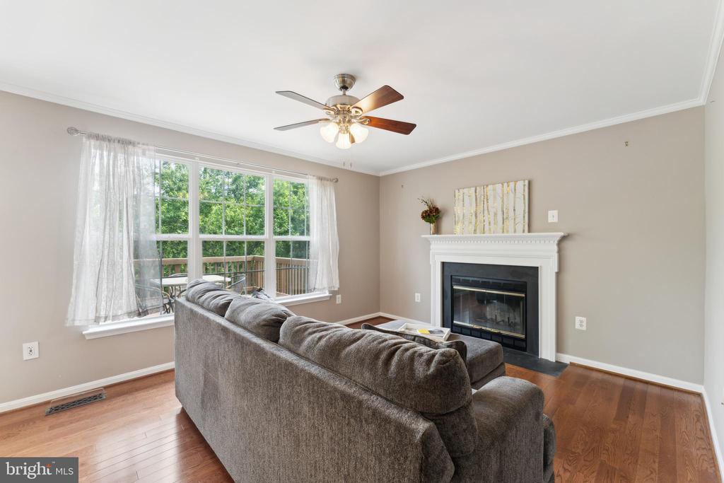 Round Hill, Virginia, 20141, United States, 4 Bedrooms Bedrooms, ,3 BathroomsBathrooms,Residential,For Sale,1944967