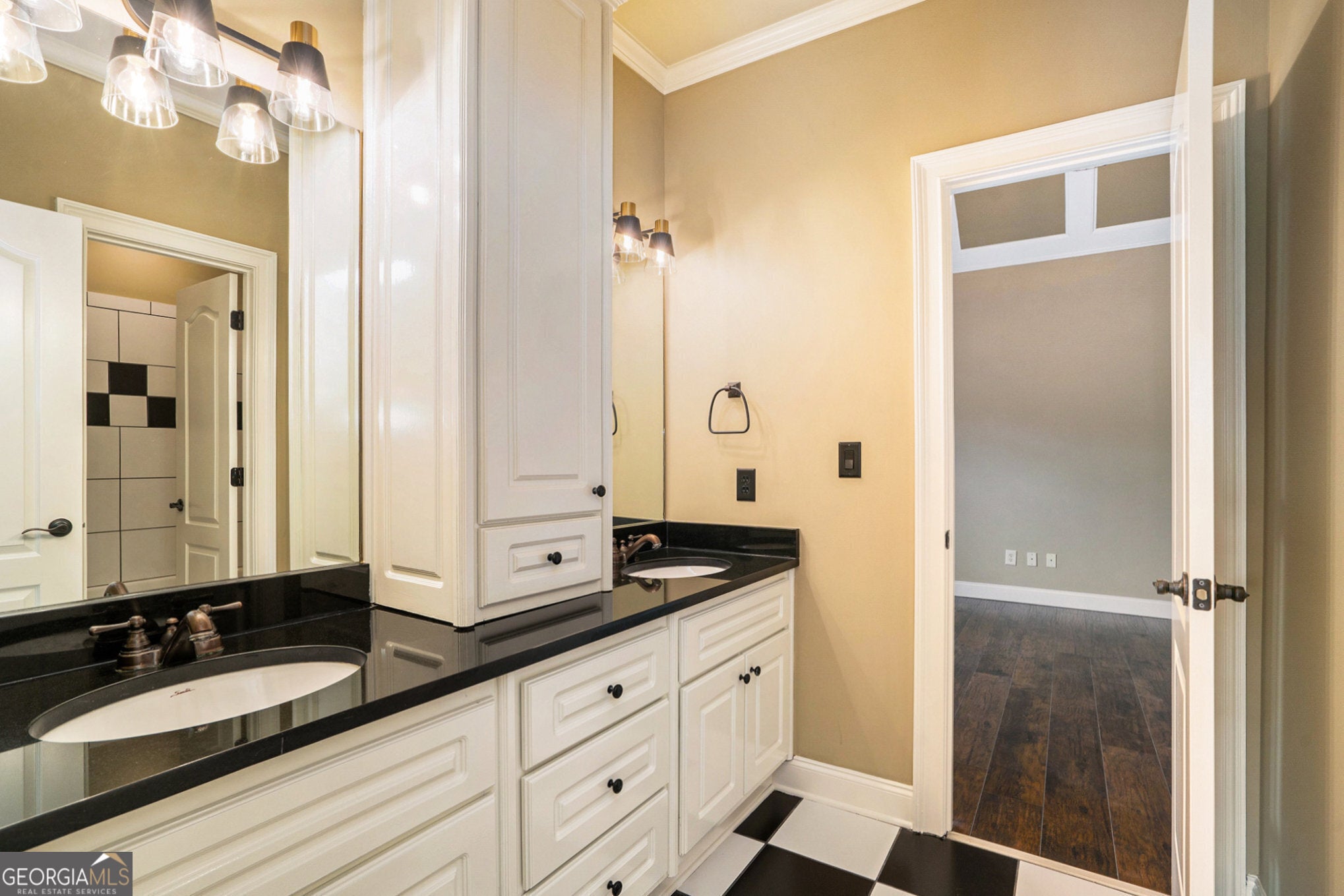 Braselton, Georgia, 30517, United States, 6 Bedrooms Bedrooms, ,5 BathroomsBathrooms,Residential,For Sale,1858974