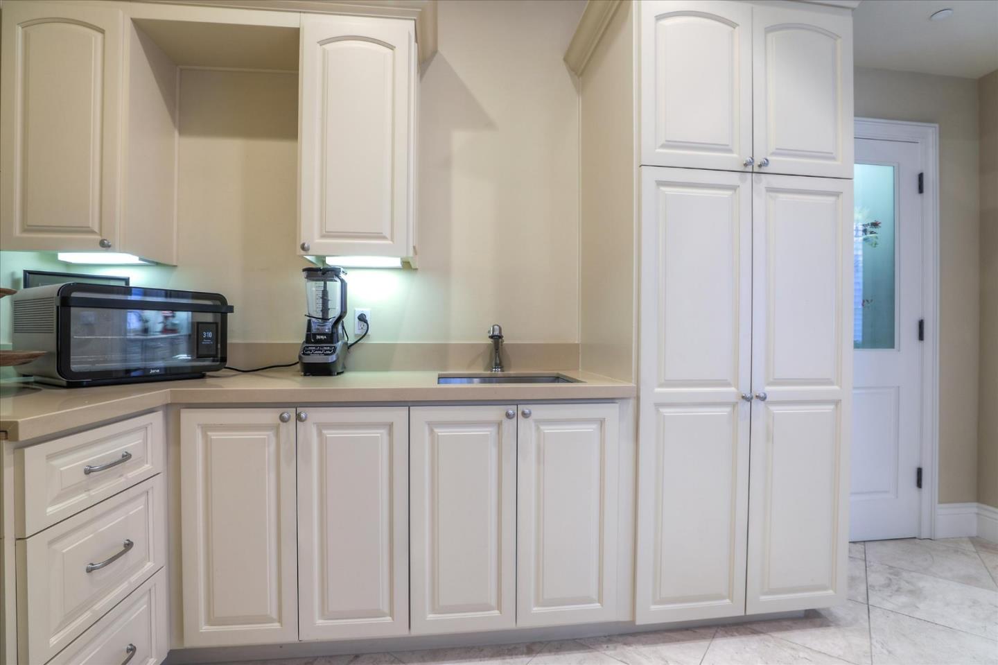 San Jose, California, 95126, United States, 4 Bedrooms Bedrooms, ,6 BathroomsBathrooms,Residential,For Sale,1987802