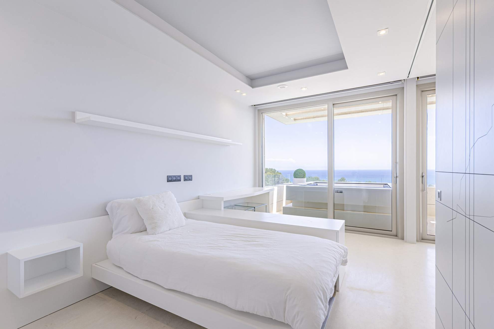  Modern villa with extraordinary ocean, golf and city views - 物件實景