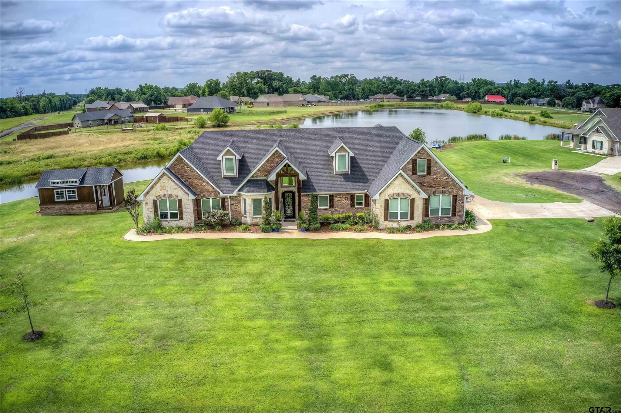 Sulphur Springs, Texas, 75482, United States, 4 Bedrooms Bedrooms, ,2 BathroomsBathrooms,Residential,For Sale,2002485