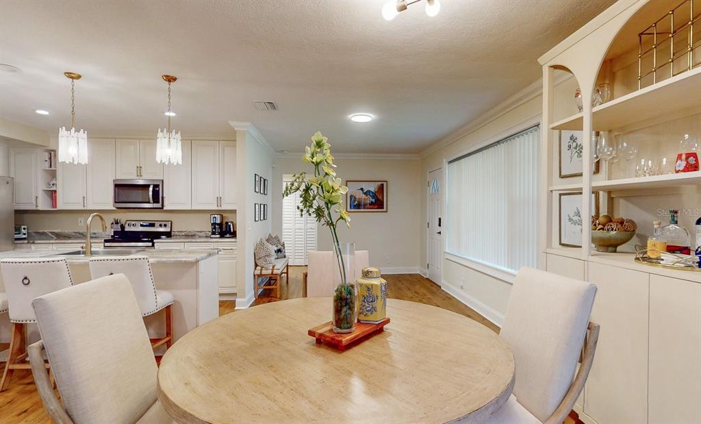 St Petersburg, Florida, 33713, United States, 3 Bedrooms Bedrooms, ,2 BathroomsBathrooms,Residential,For Sale,1985545