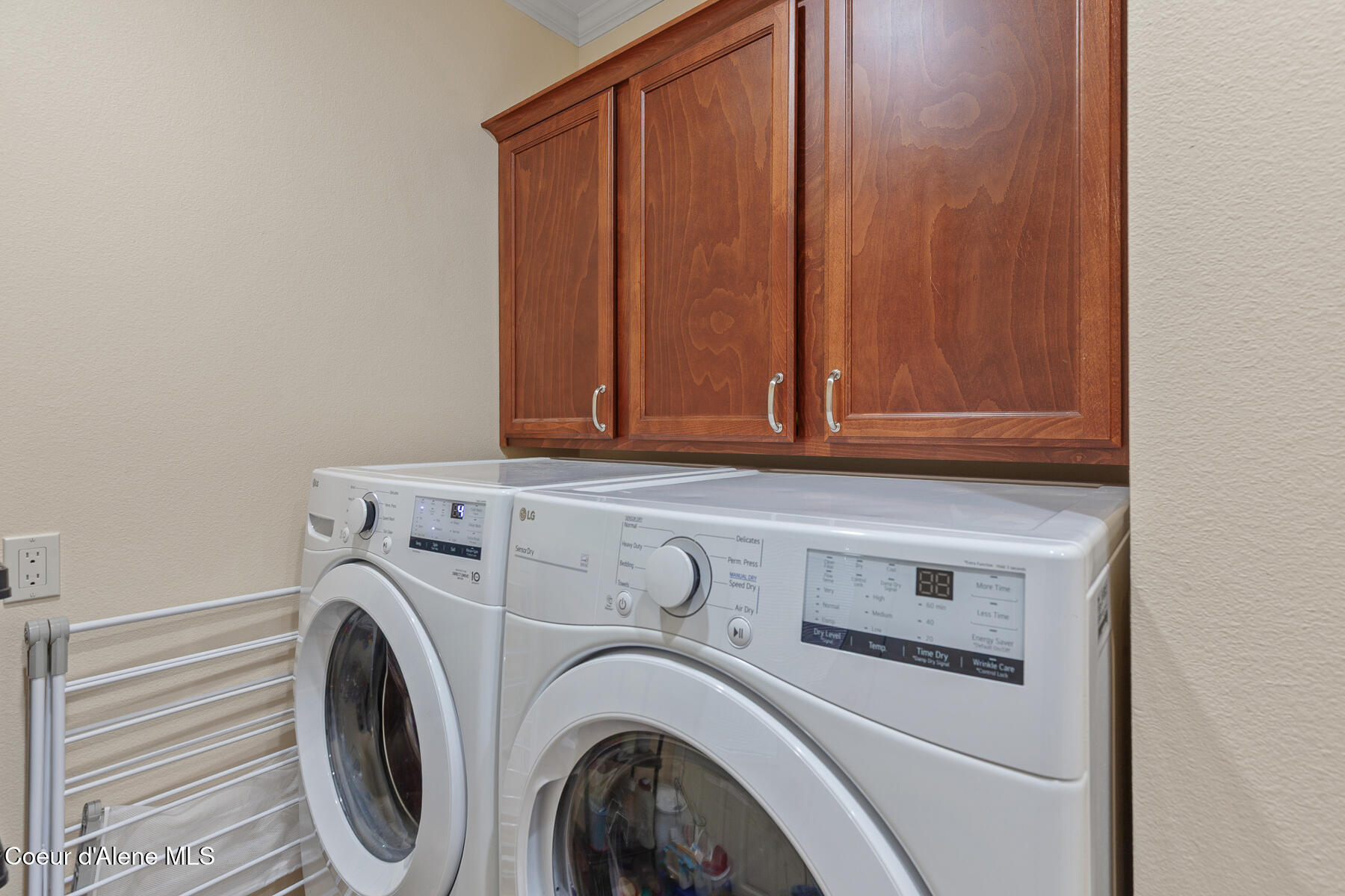 Coeur d'Alene, Idaho, 83815, United States, 2 Bedrooms Bedrooms, ,3 BathroomsBathrooms,Residential,For Sale,2010057