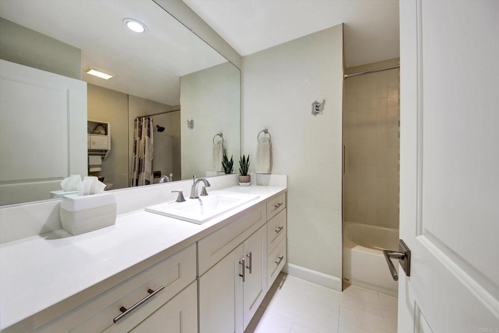 Chula Vista, California, 91911, United States, 3 Bedrooms Bedrooms, ,2 BathroomsBathrooms,Residential,For Sale,1991226