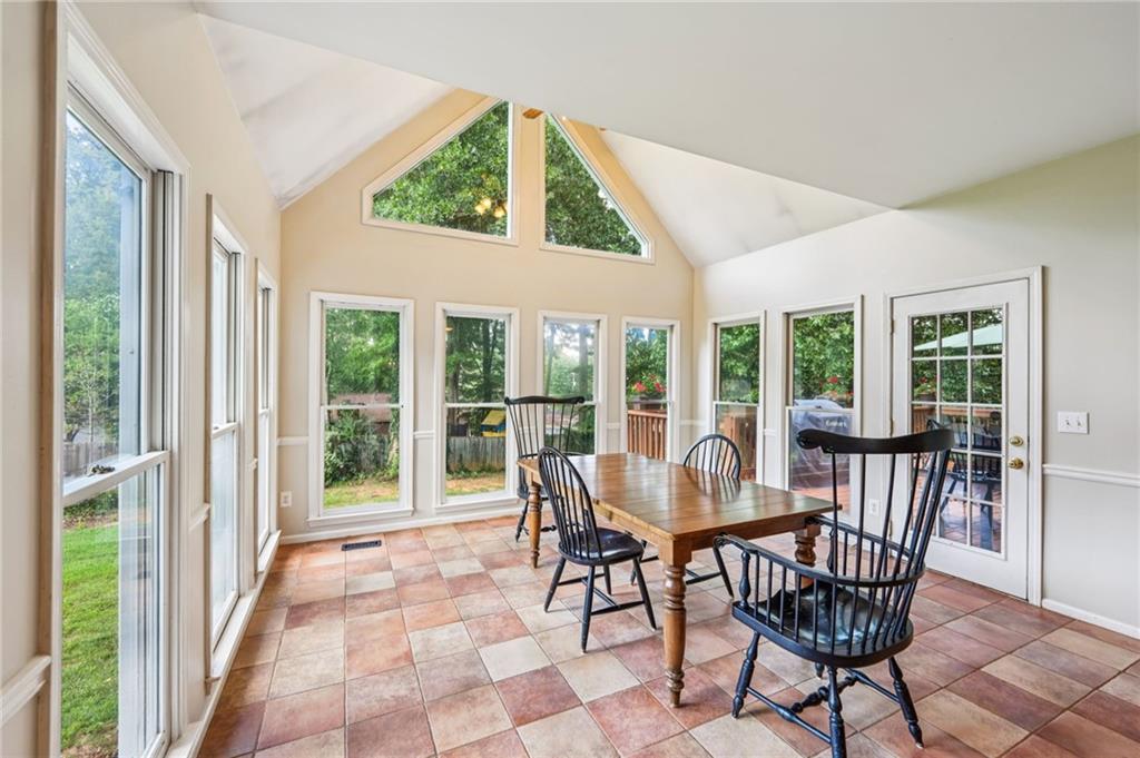 Kennesaw, Georgia, 30144, United States, 5 Bedrooms Bedrooms, ,3 BathroomsBathrooms,Residential,For Sale,1942982