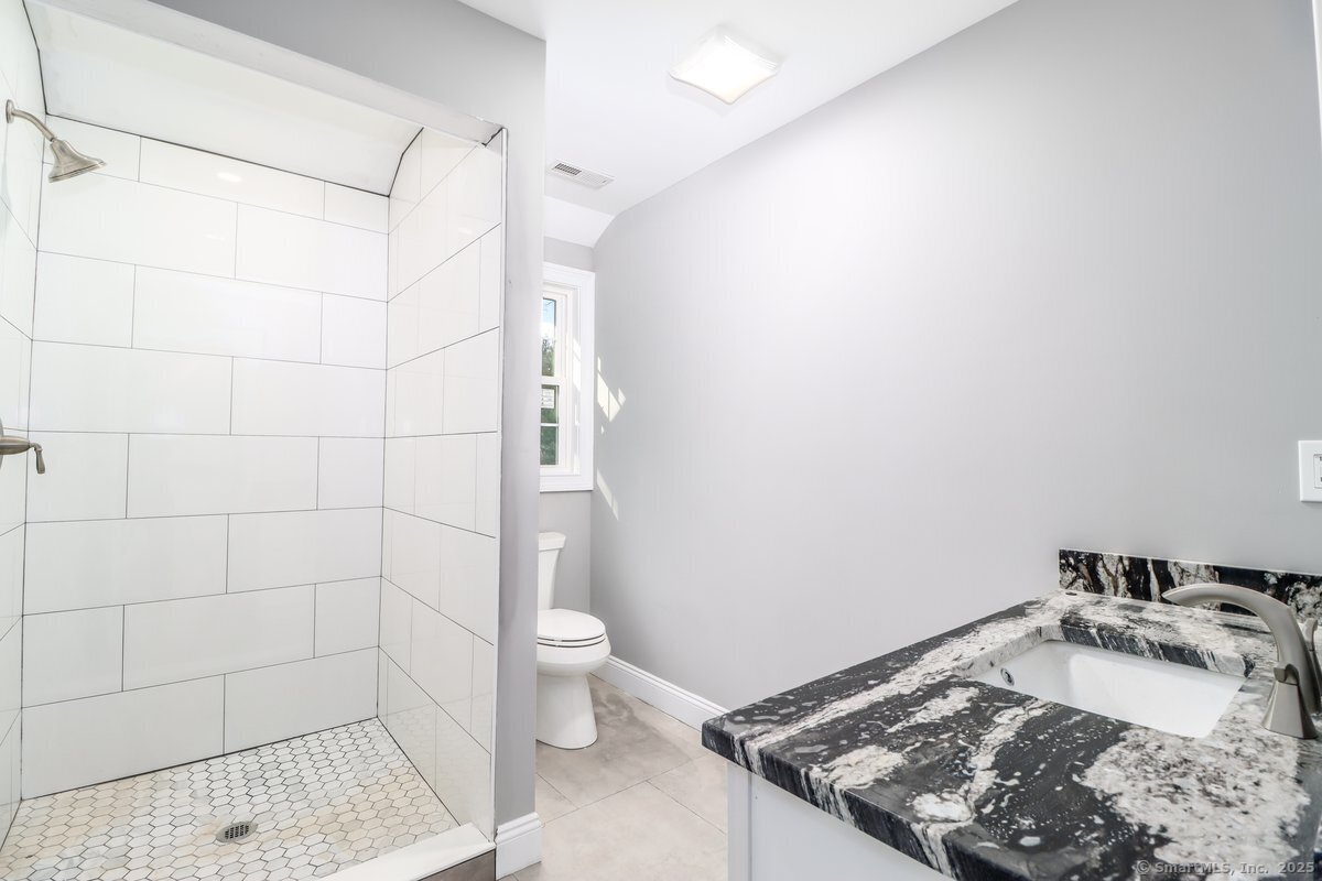 New Milford, Connecticut, 06776, United States, 4 Bedrooms Bedrooms, ,3 BathroomsBathrooms,Residential,For Sale,1896201