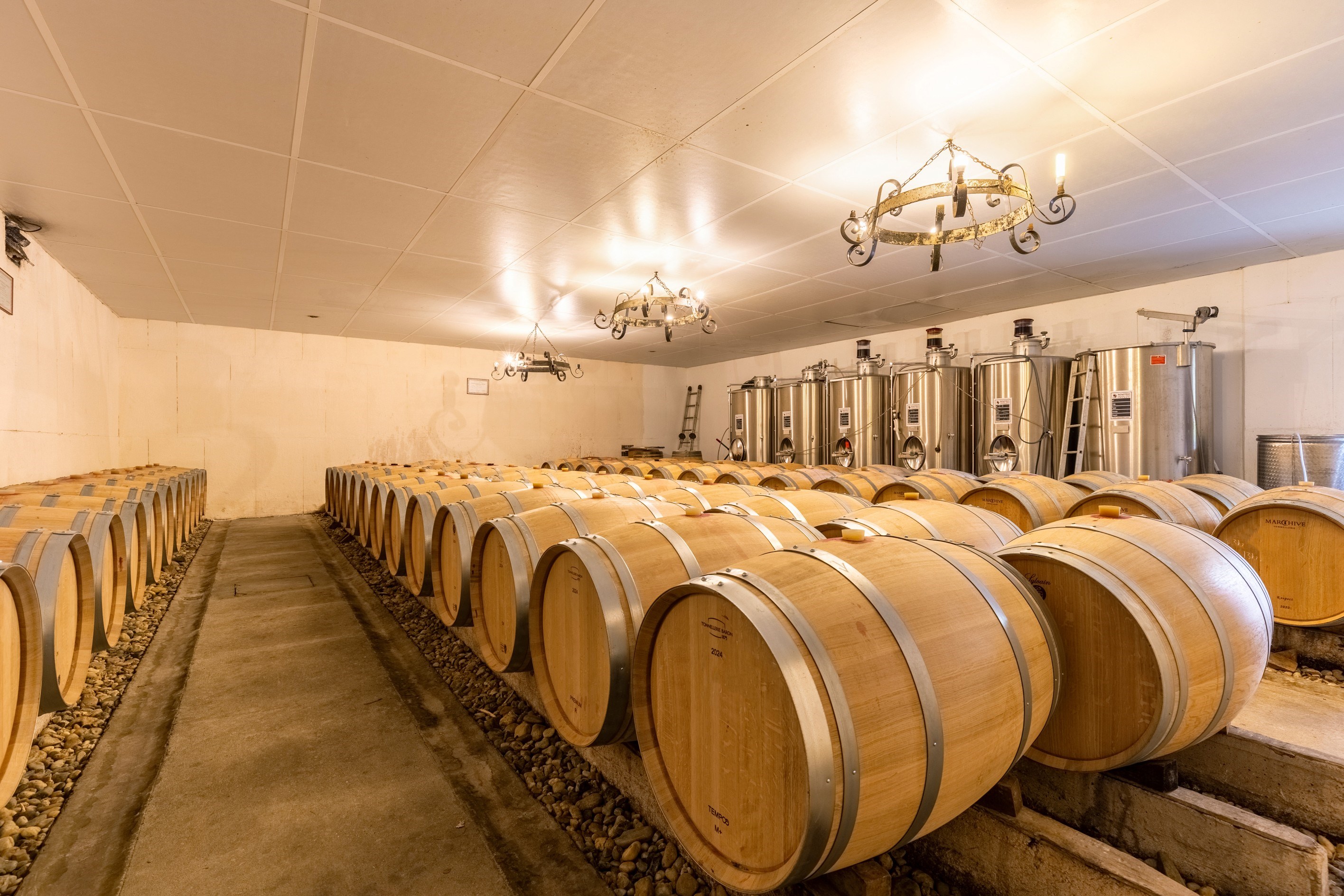  2.7 HECTARE VINEYARD IN THE HEART OF THE PRESTIGIOUS POMEROL APPELLATION - 物件實景