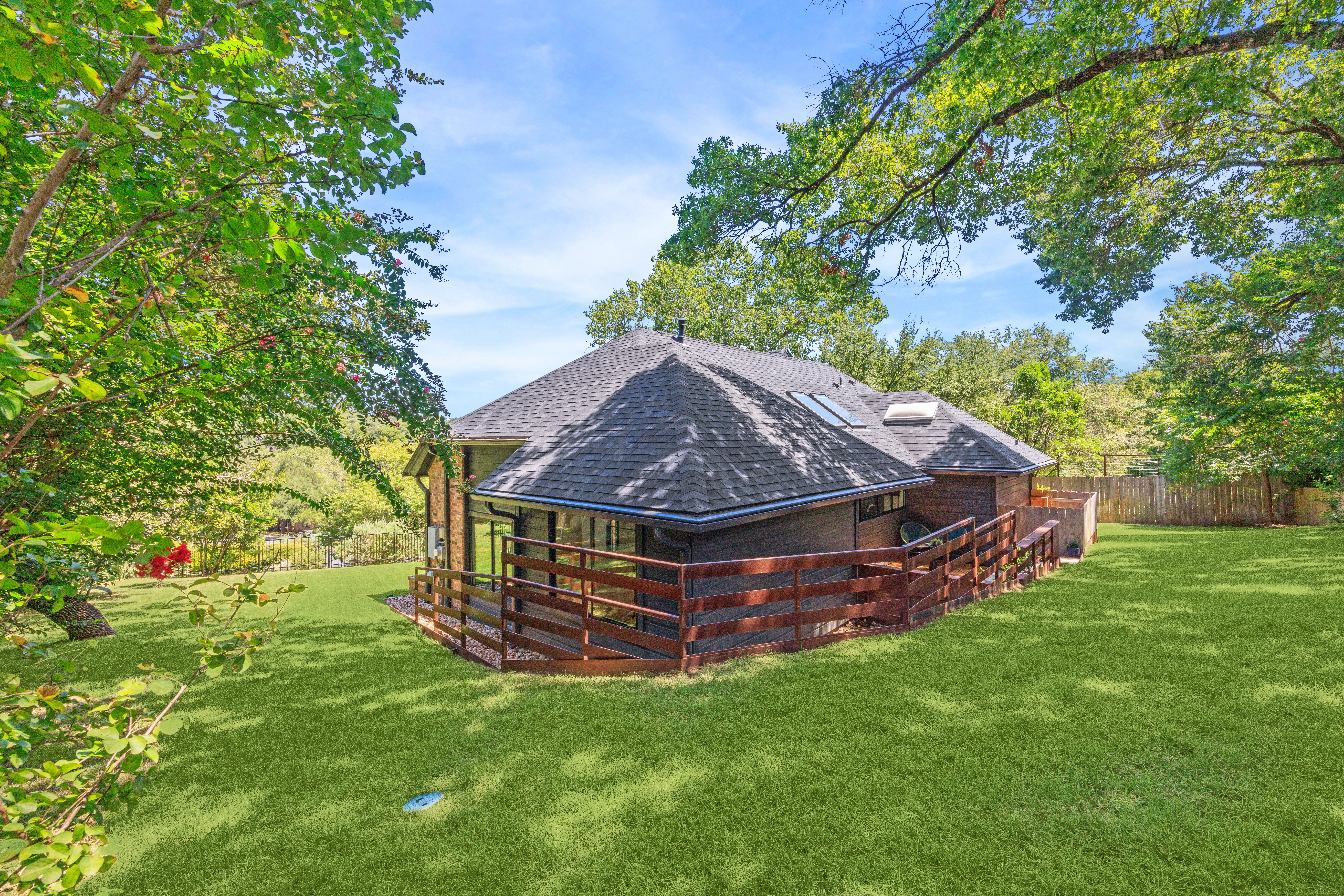  Fully Renovated Modern Retreat in Northwest Hills - 物件實景