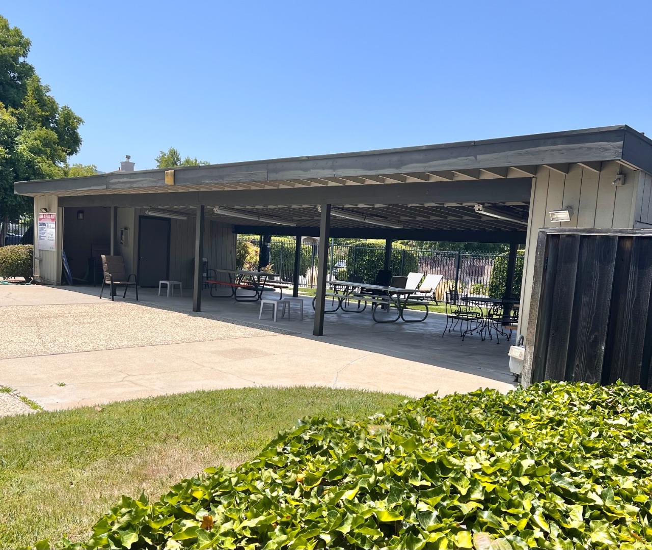 San Jose, California, 95123, United States, 2 Bedrooms Bedrooms, ,2 BathroomsBathrooms,Residential,For Sale,1957073