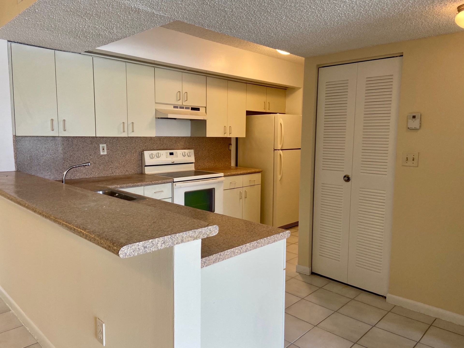  8600 SW 212th St, Cutler Bay, FL, 33189 - 物件實景