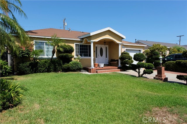 Downey, California, 90240, United States, 3 Bedrooms Bedrooms, ,2 BathroomsBathrooms,Residential,For Sale,1985764