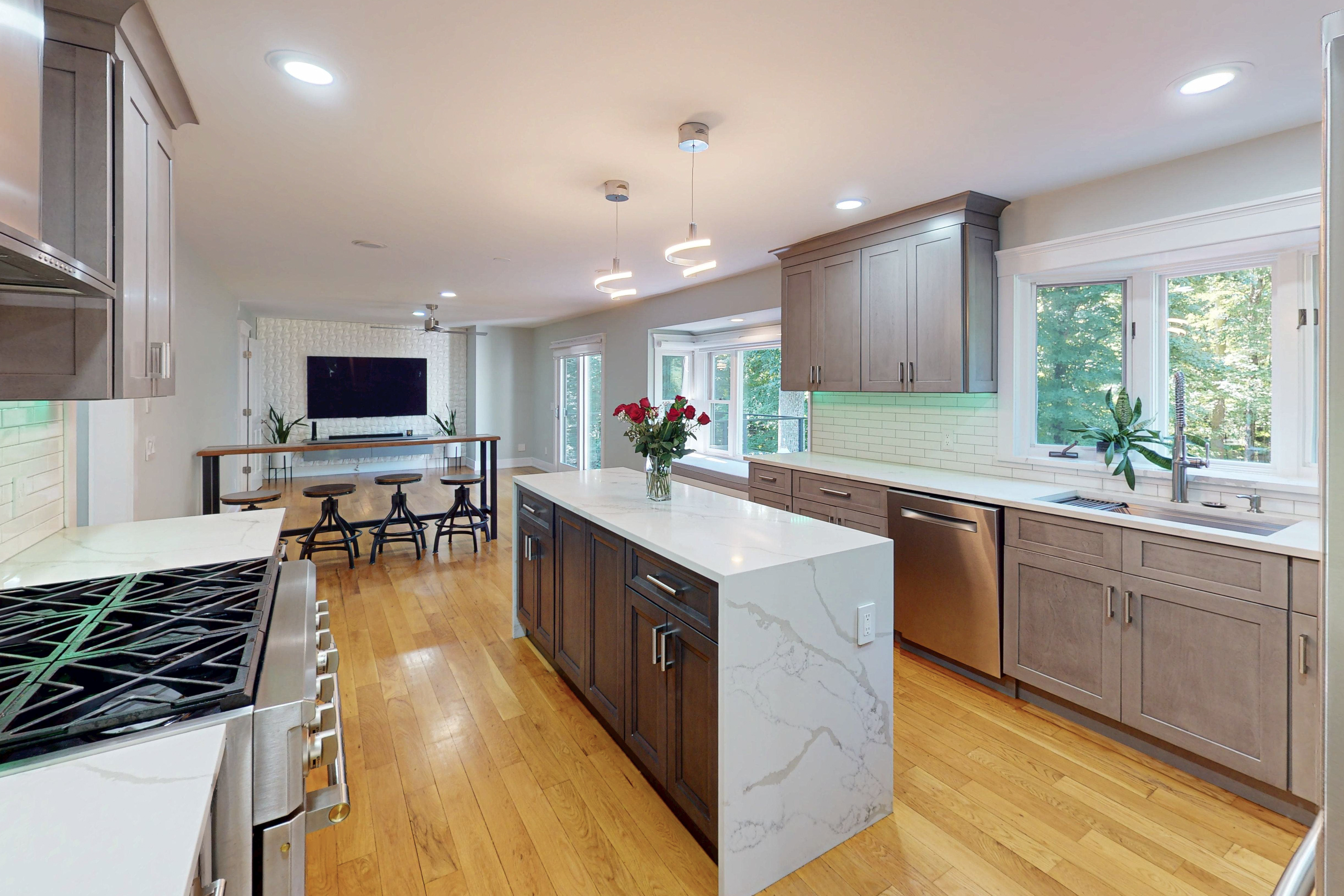  Modern Luxury Meets Serene Woodland Living - 物件實景