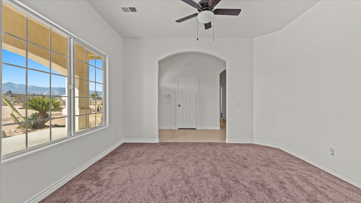 Phelan, California, 92371, United States, 4 Bedrooms Bedrooms, ,3 BathroomsBathrooms,Residential,For Sale,1983019