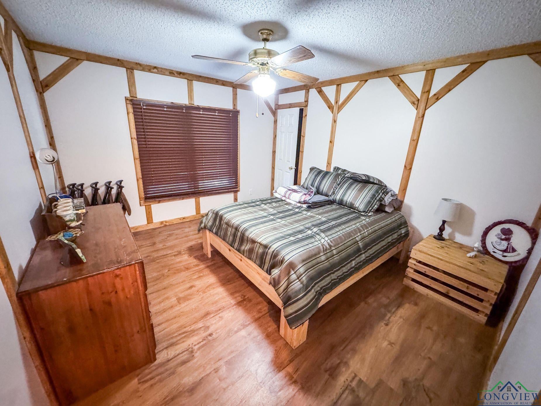 Karnack, Texas, 75661, United States, 3 Bedrooms Bedrooms, ,2 BathroomsBathrooms,Residential,For Sale,1983370