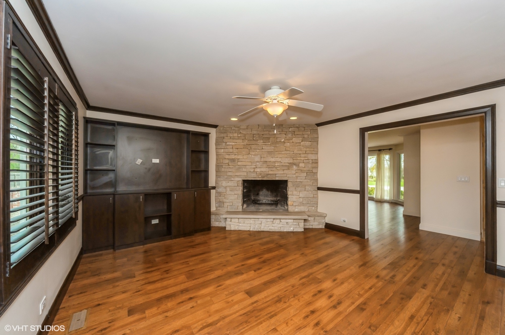 Lake Forest, Illinois, 60045, United States, 3 Bedrooms Bedrooms, ,5 BathroomsBathrooms,Residential,For Sale,1794834