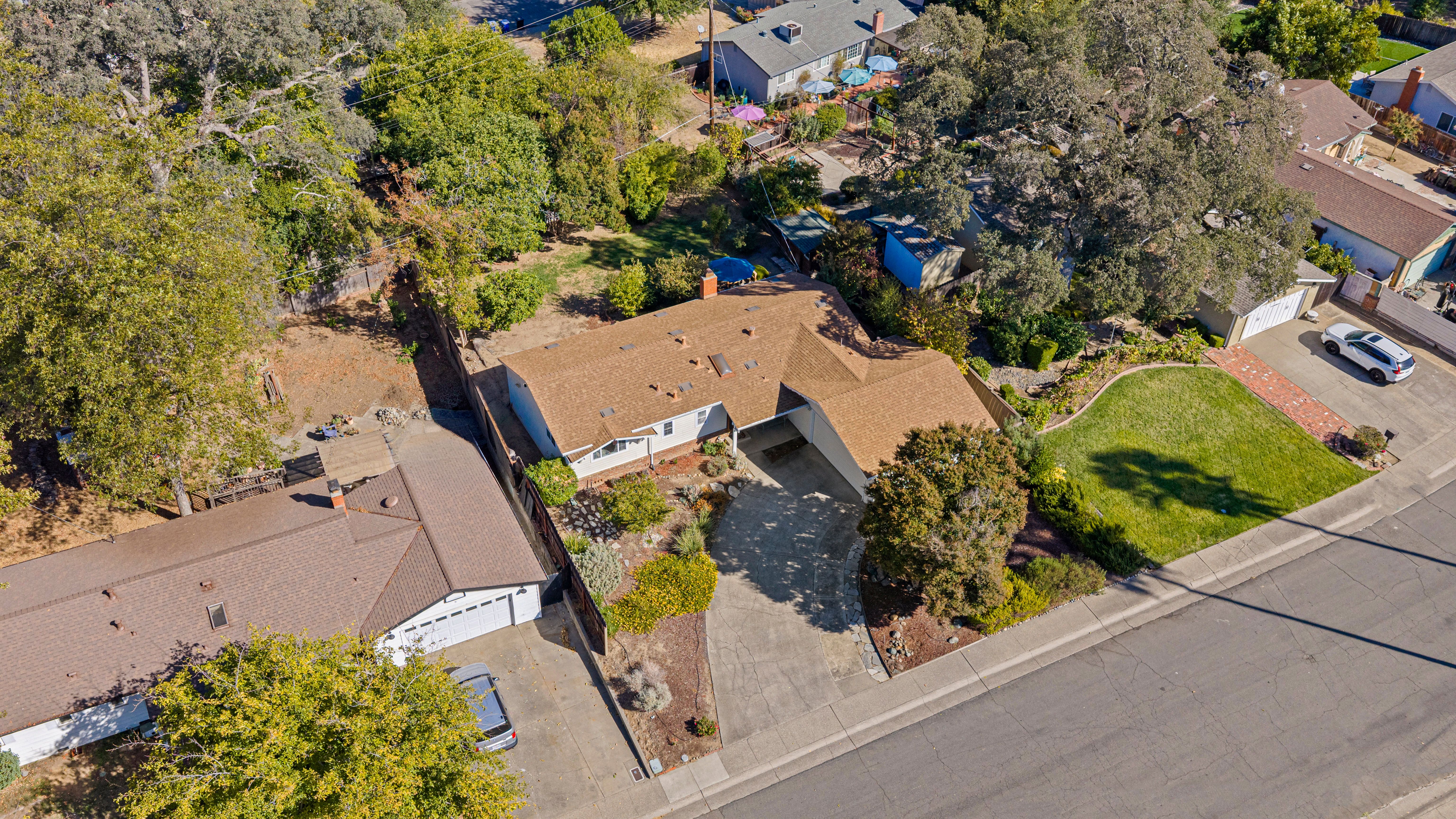  8719 Mohawk Way, Fair Oaks, CA 95628 - 物件實景