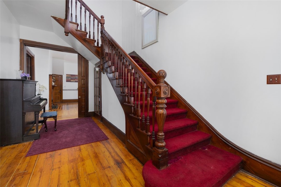 Woonsocket, Rhode Island, 02895, United States, 11 Bedrooms Bedrooms, ,4 BathroomsBathrooms,Residential,For Sale,1912743