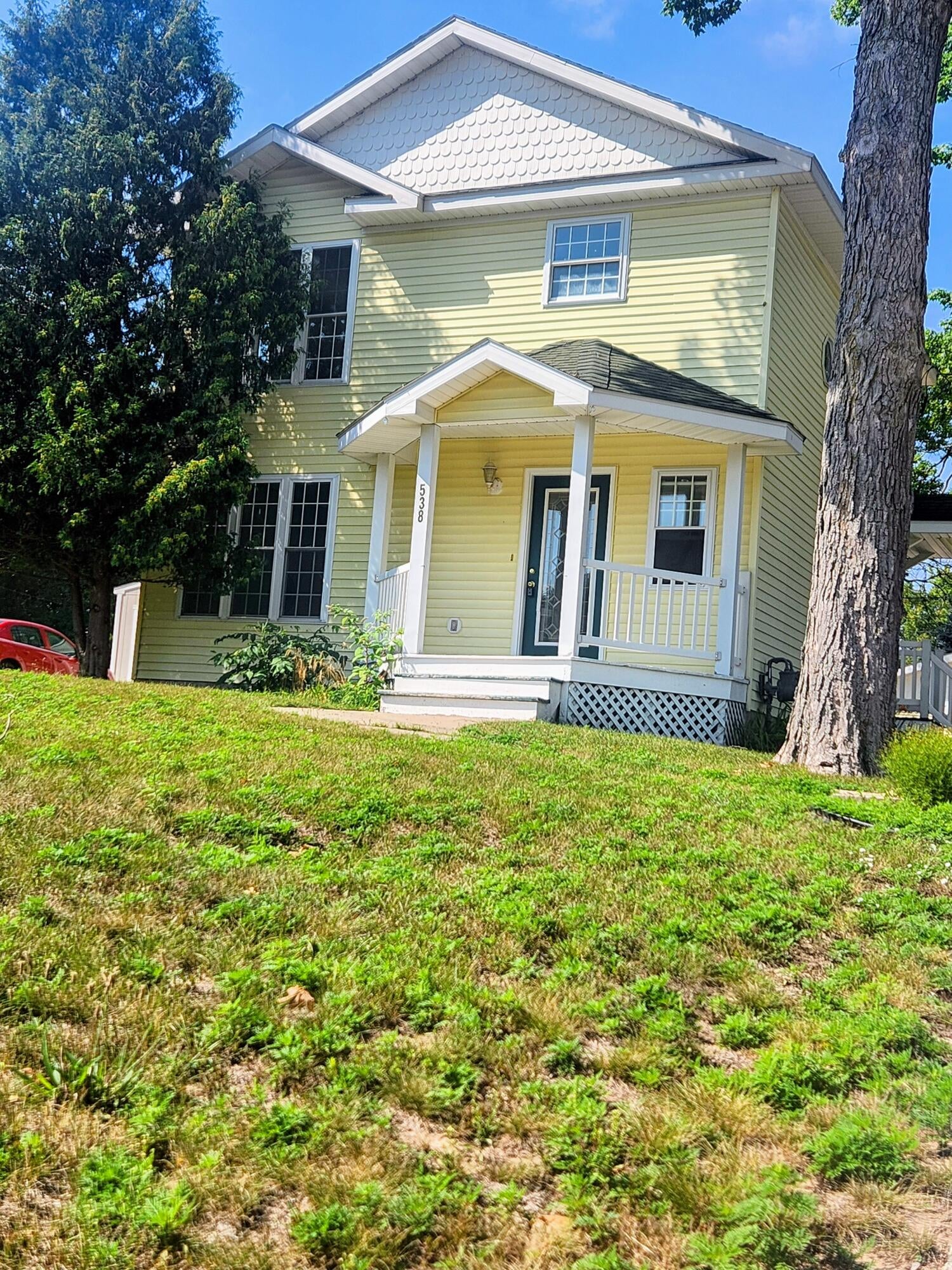 Upton Ave, Reed City, MI 49677