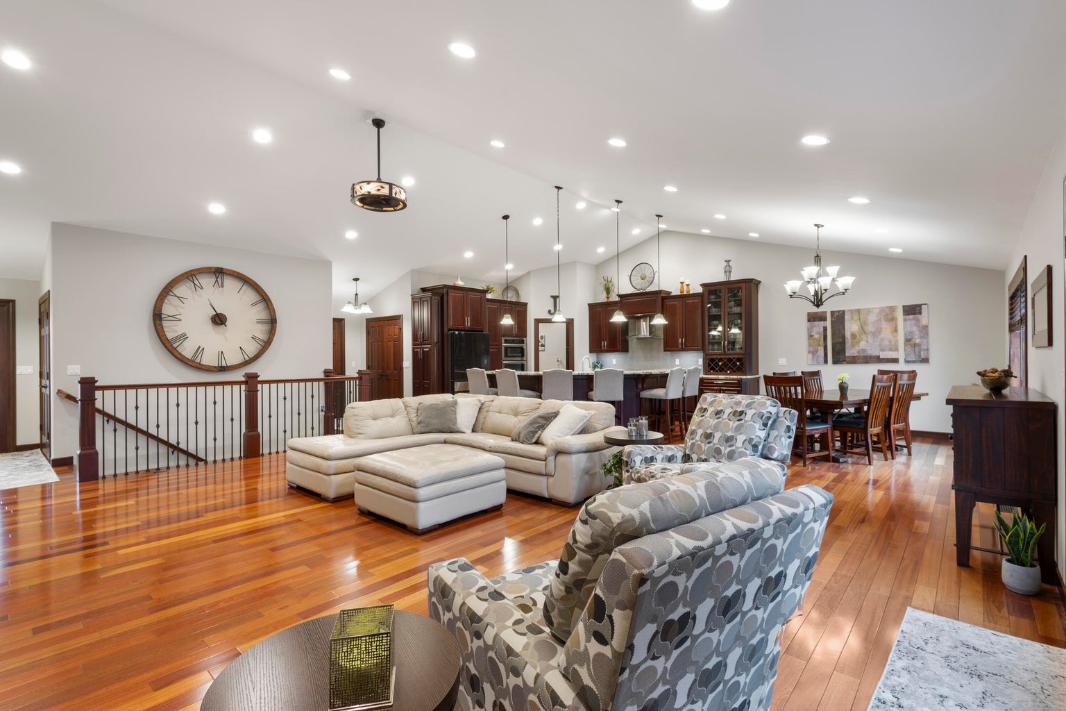 Brookings, South Dakota, 57006, United States, 5 Bedrooms Bedrooms, ,1 BathroomBathrooms,Residential,For Sale,1924534