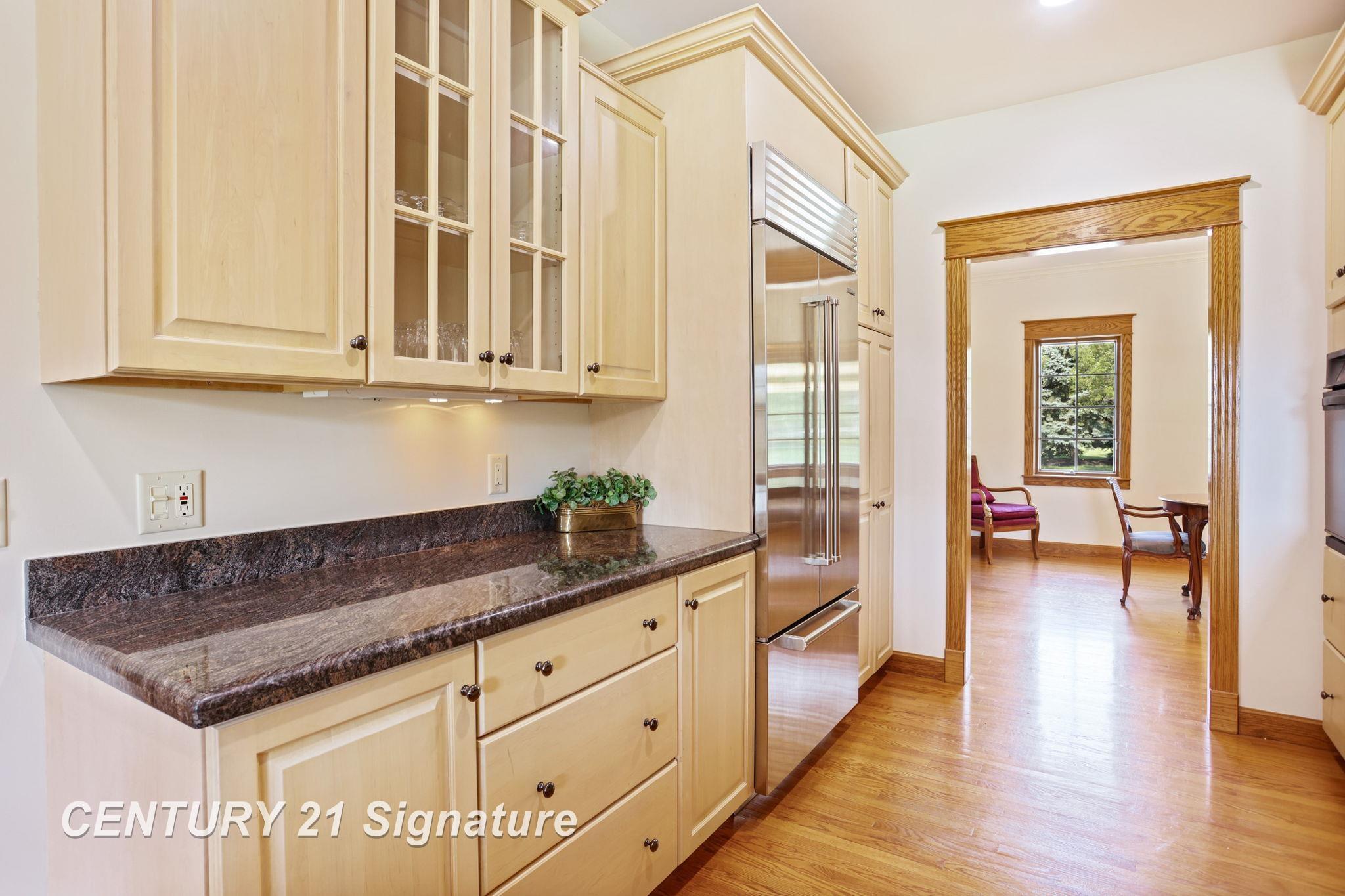 Saginaw, Michigan, 48603, United States, 4 Bedrooms Bedrooms, ,4 BathroomsBathrooms,Residential,For Sale,1979147