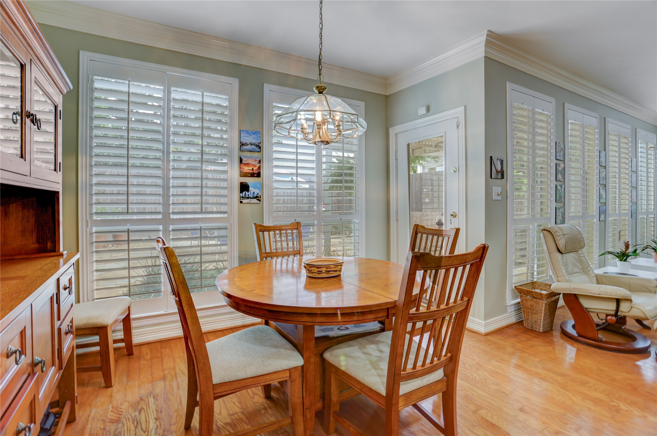  4024 Lanark Lane - 物件實景