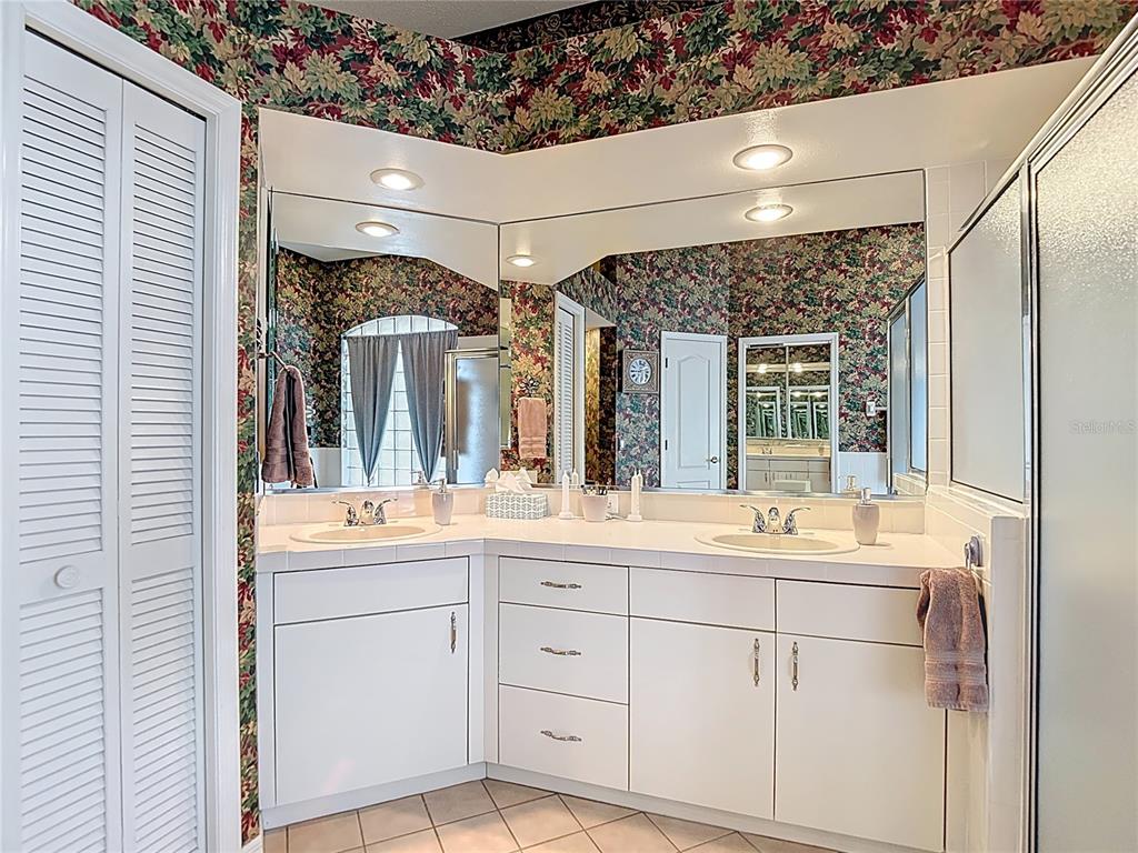 Lutz, Florida, 33549, United States, 4 Bedrooms Bedrooms, ,3 BathroomsBathrooms,Residential,For Sale,1906710