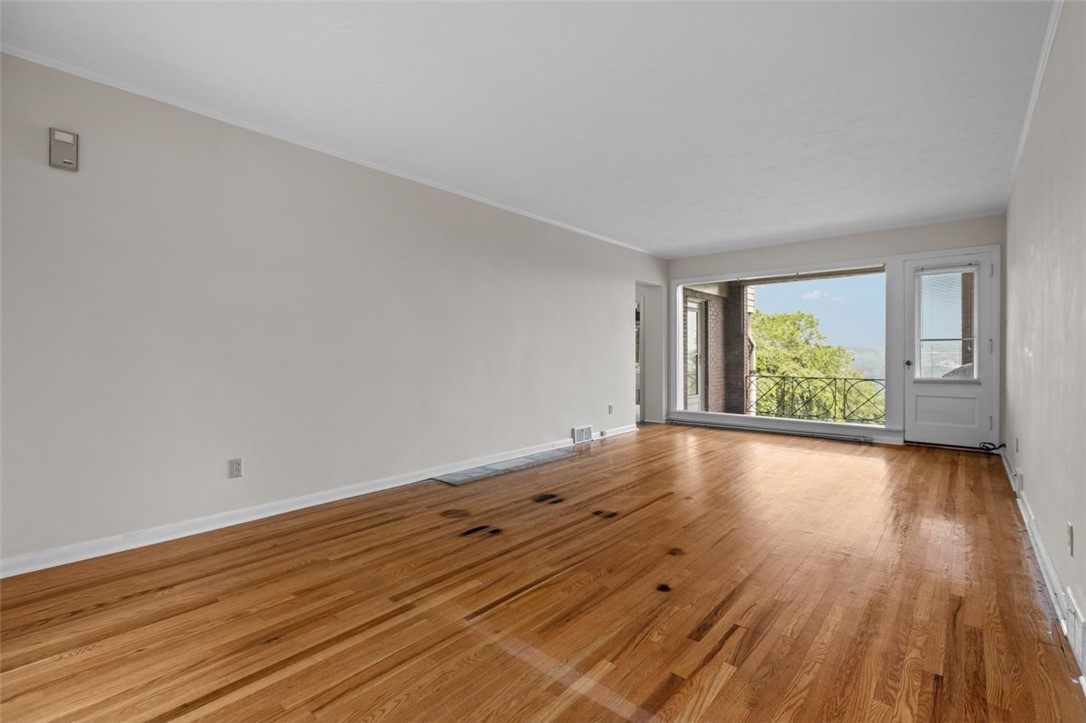 Squirrel Hill, Pennsylvania, 15217, United States, 5 Bedrooms Bedrooms, ,4 BathroomsBathrooms,Residential,For Sale,1956769