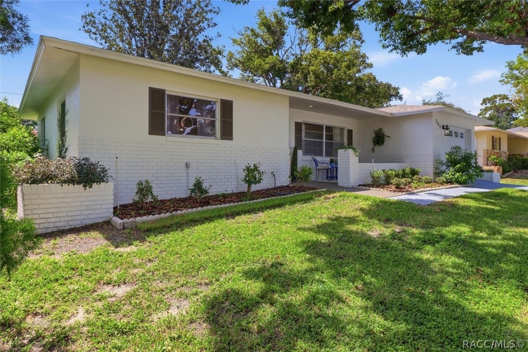 Lee St, Beverly Hills, FL 34465 #1