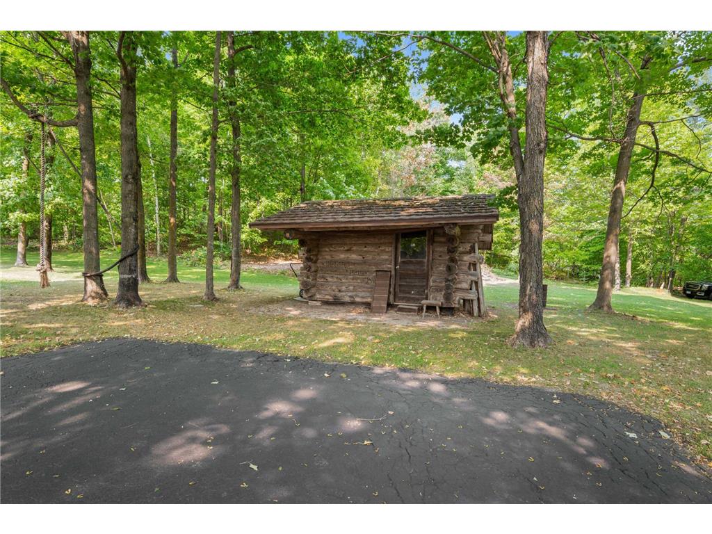 Grand Rapids, Minnesota, 55744, United States, 4 Bedrooms Bedrooms, ,1 BathroomBathrooms,Residential,For Sale,1792977