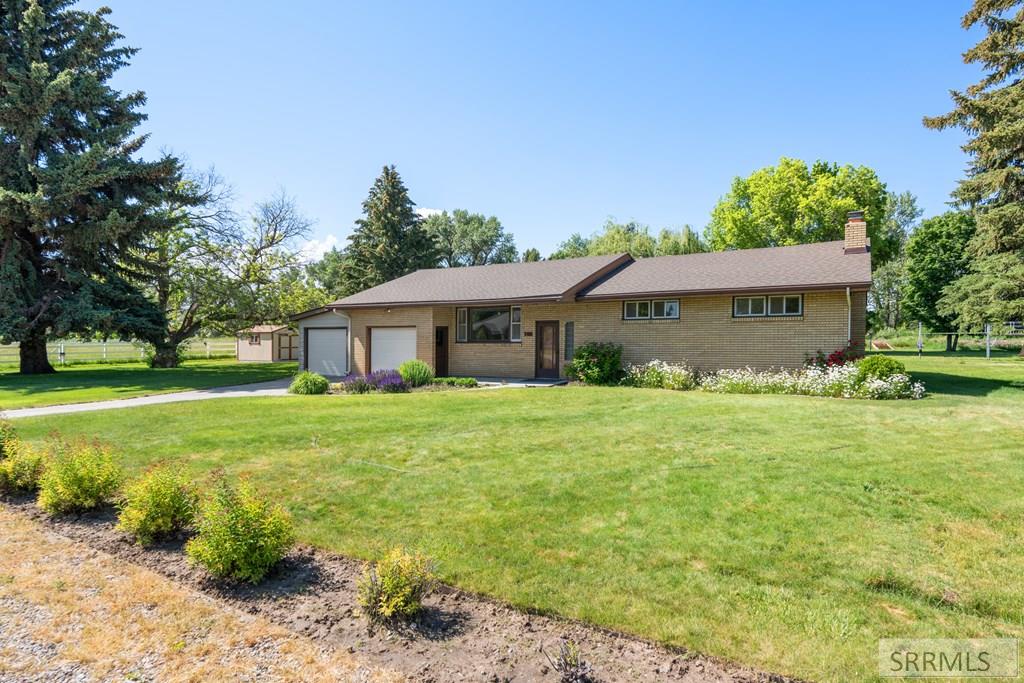 SHELLEY, Idaho, 83274, United States, 4 Bedrooms Bedrooms, ,3 BathroomsBathrooms,Residential,For Sale,1976532