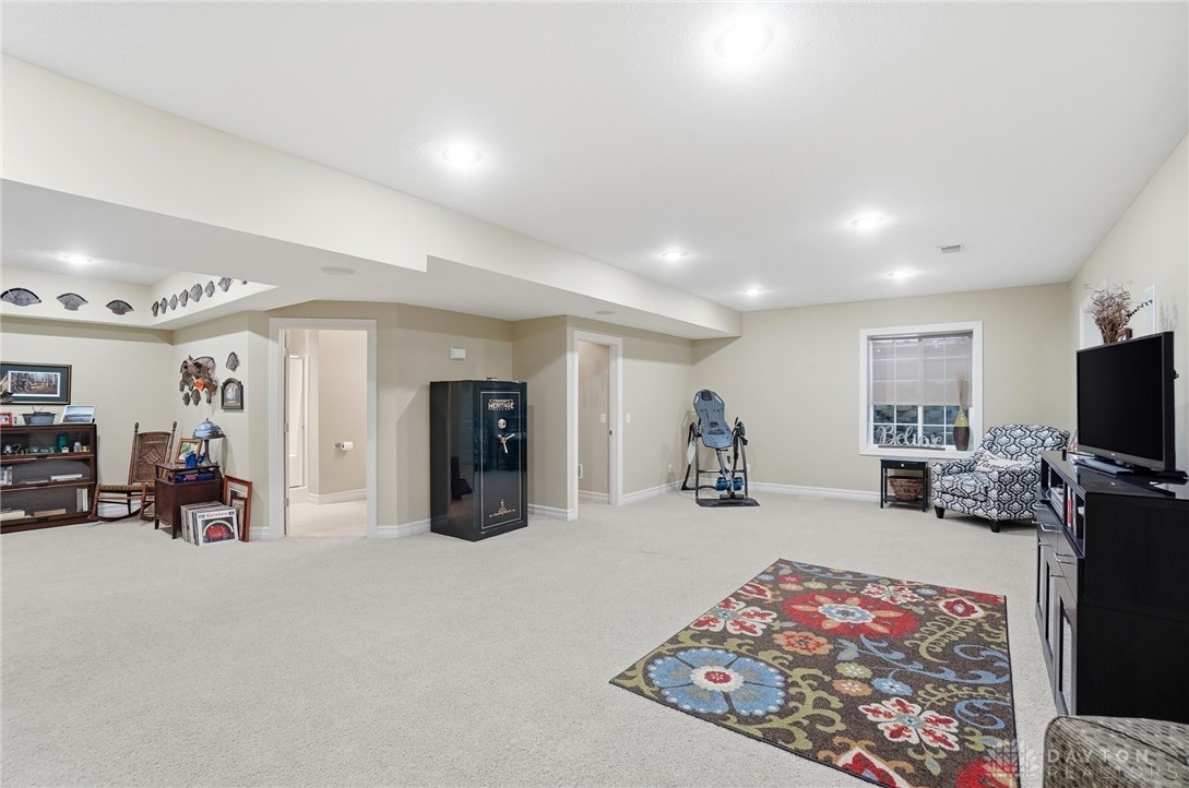 Troy, Ohio, 45373, United States, 4 Bedrooms Bedrooms, ,3 BathroomsBathrooms,Residential,For Sale,2002244