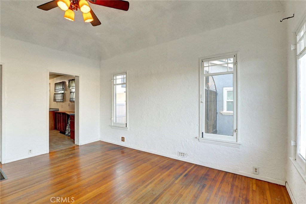 Lakewood, California, 90713, United States, 2 Bedrooms Bedrooms, ,1 BathroomBathrooms,Residential,For Sale,1943590