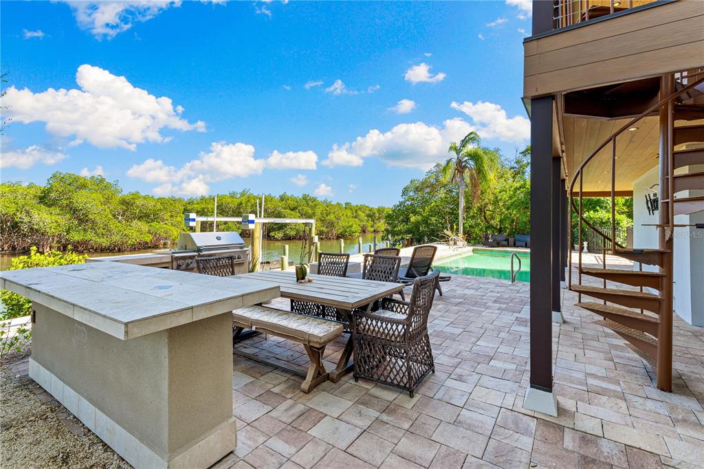 Sarasota, Florida, 34242, United States, 4 Bedrooms Bedrooms, ,5 BathroomsBathrooms,Residential,For Sale,1999117