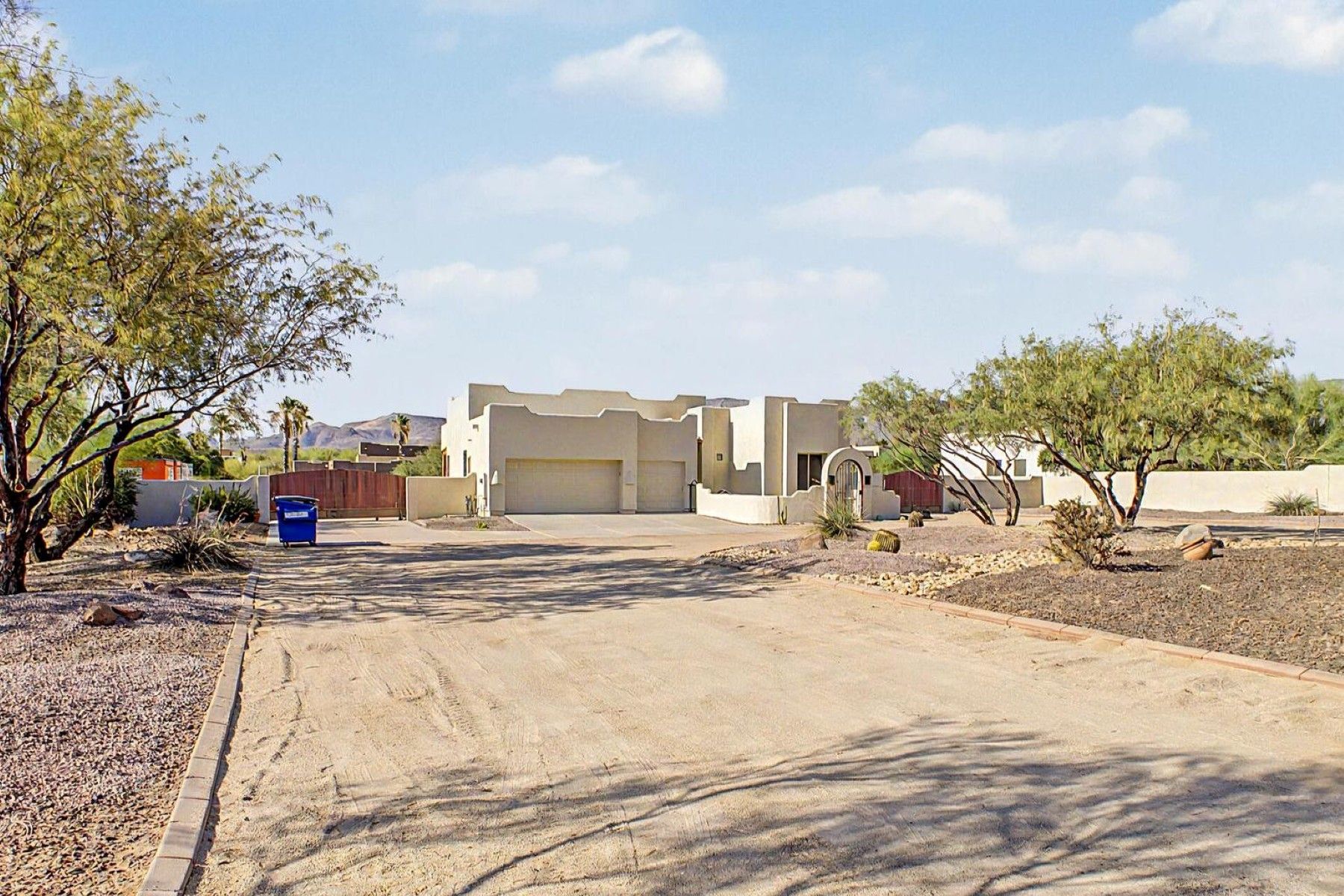  1120 E Circle Mountain Road  New River, AZ - 物件實景