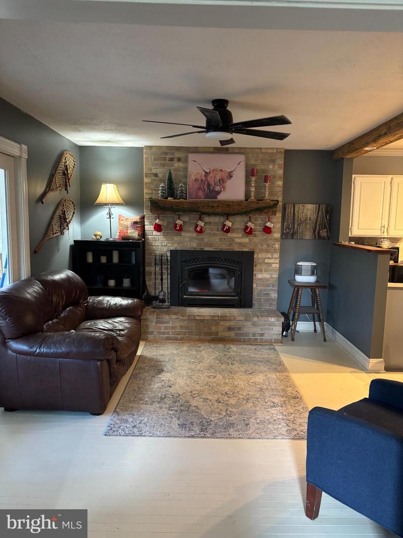 Easton, Maryland, 21601, United States, 5 Bedrooms Bedrooms, ,4 BathroomsBathrooms,Residential,For Sale,2002273