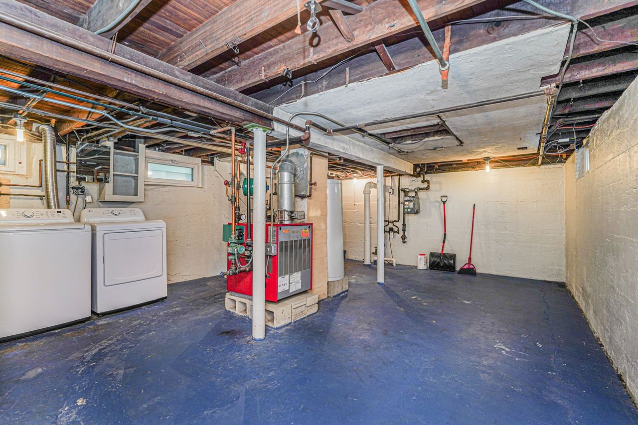 Staten Island, New York, 10314, United States, 3 Bedrooms Bedrooms, ,2 BathroomsBathrooms,Residential,For Sale,1996455