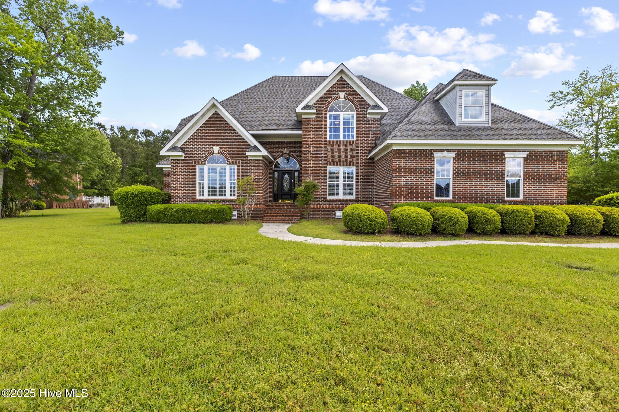 Jacksonville, North Carolina, 28540, United States, 4 Bedrooms Bedrooms, ,5 BathroomsBathrooms,Residential,For Sale,1944565