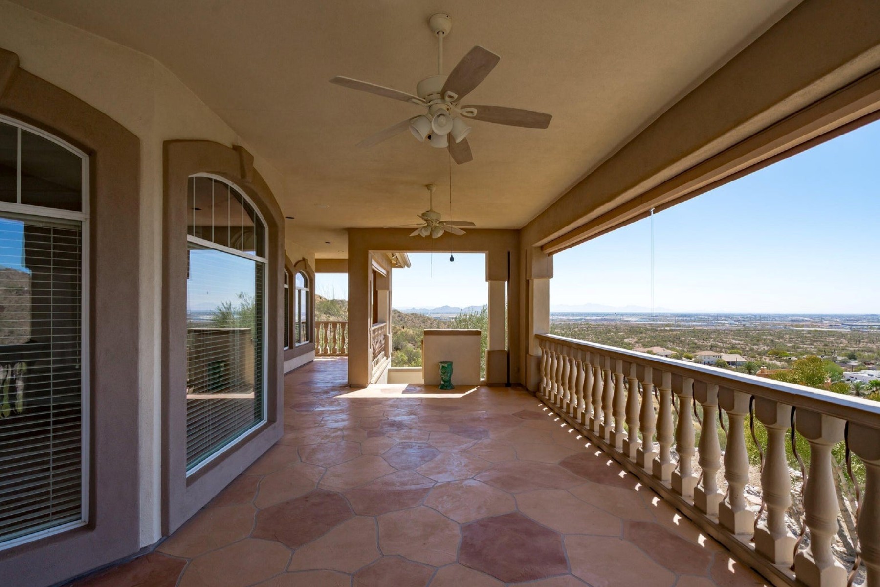  619 E Briles Road ¦Phoenix, AZ - 物件實景