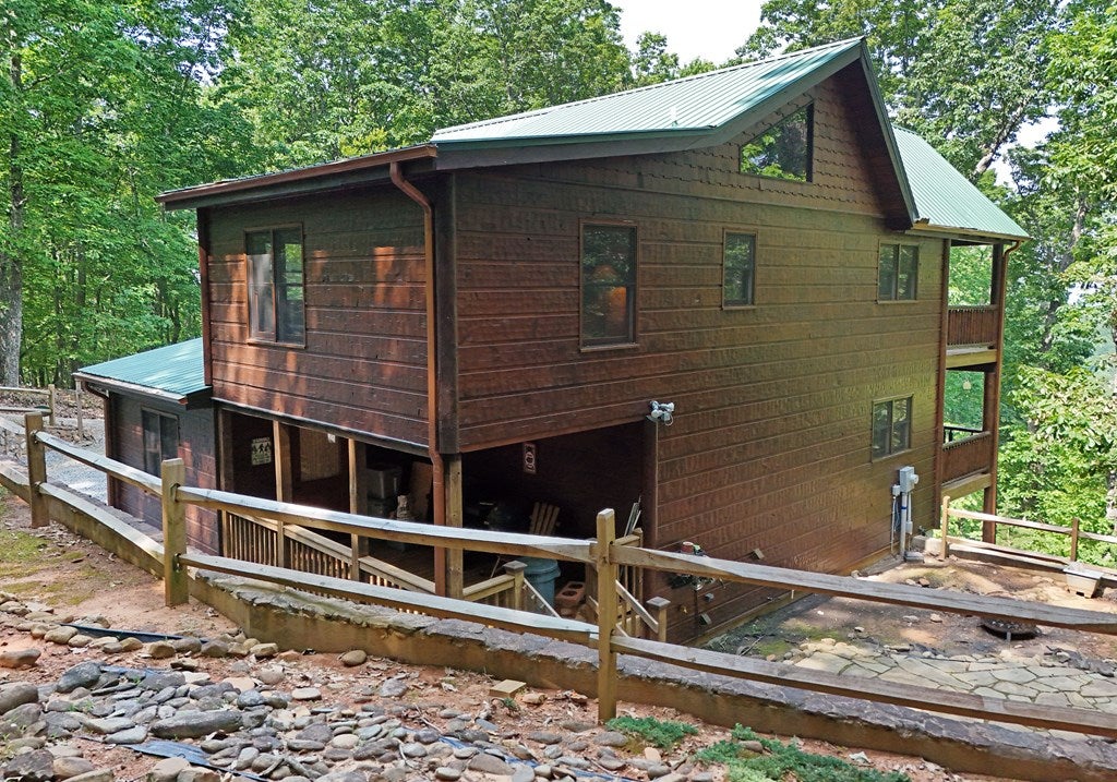 Morganton, Georgia, 30560, United States, 3 Bedrooms Bedrooms, ,3 BathroomsBathrooms,Residential,For Sale,2001916