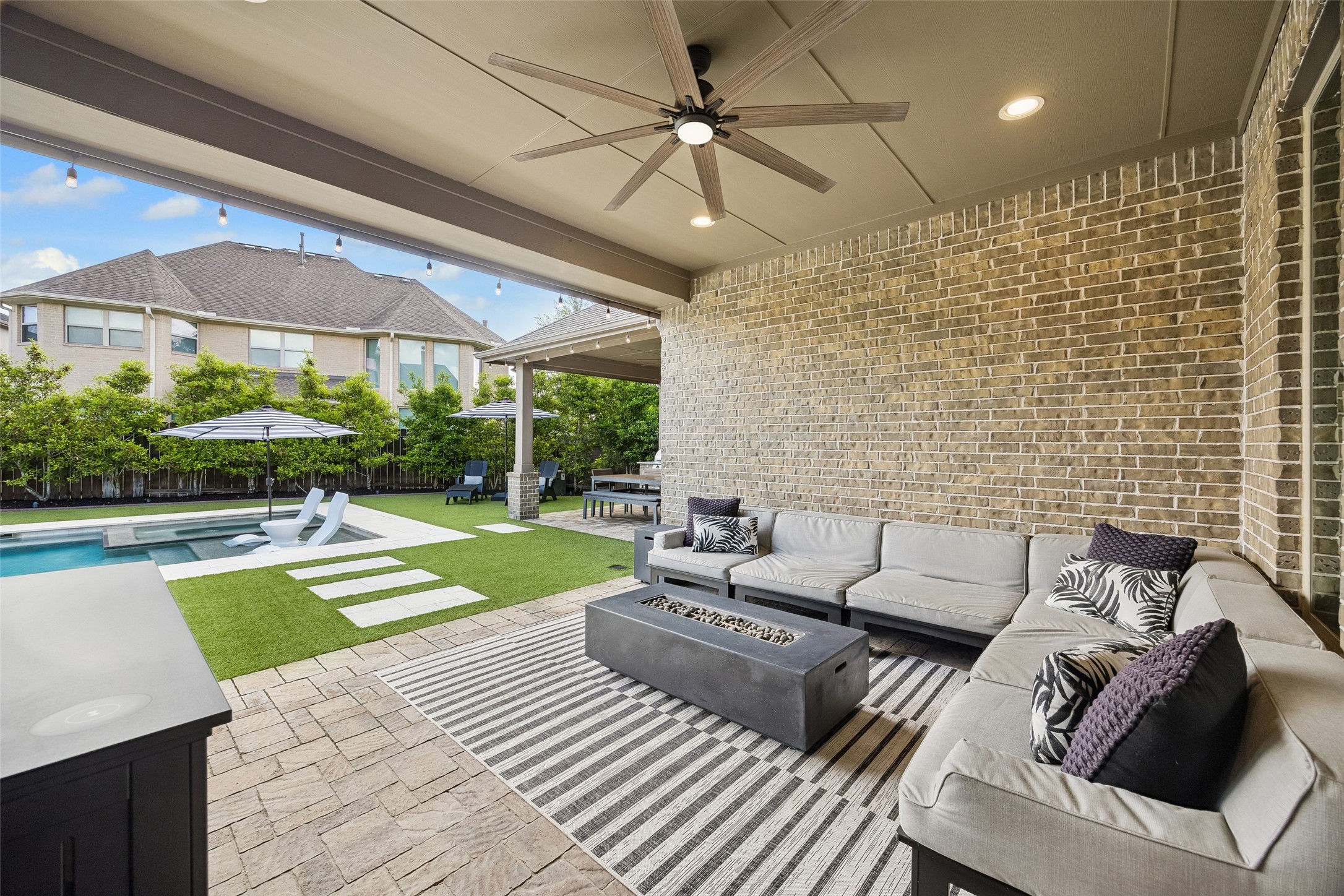  2807 Mayfield Ridge Lane - 物件實景