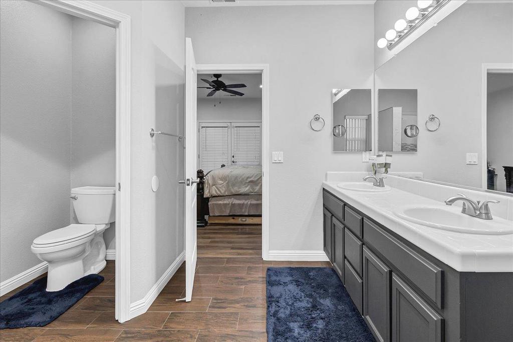 King City, California, 93930, United States, 4 Bedrooms Bedrooms, ,3 BathroomsBathrooms,Residential,For Sale,2010438