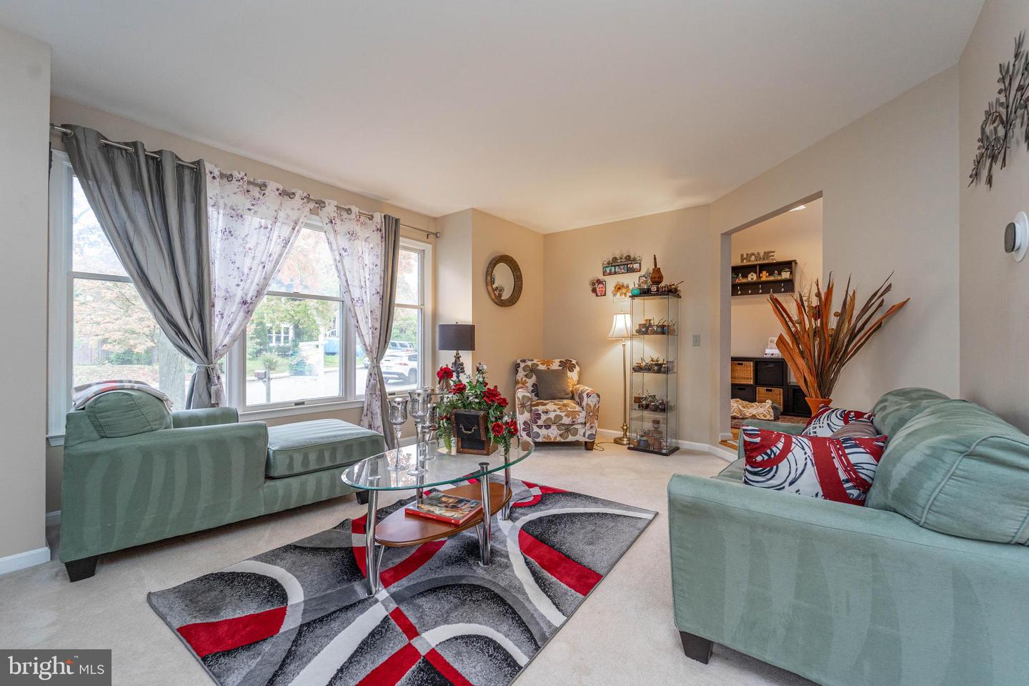 Annapolis, Maryland, 21403, United States, 4 Bedrooms Bedrooms, ,3 BathroomsBathrooms,Residential,For Sale,1988002